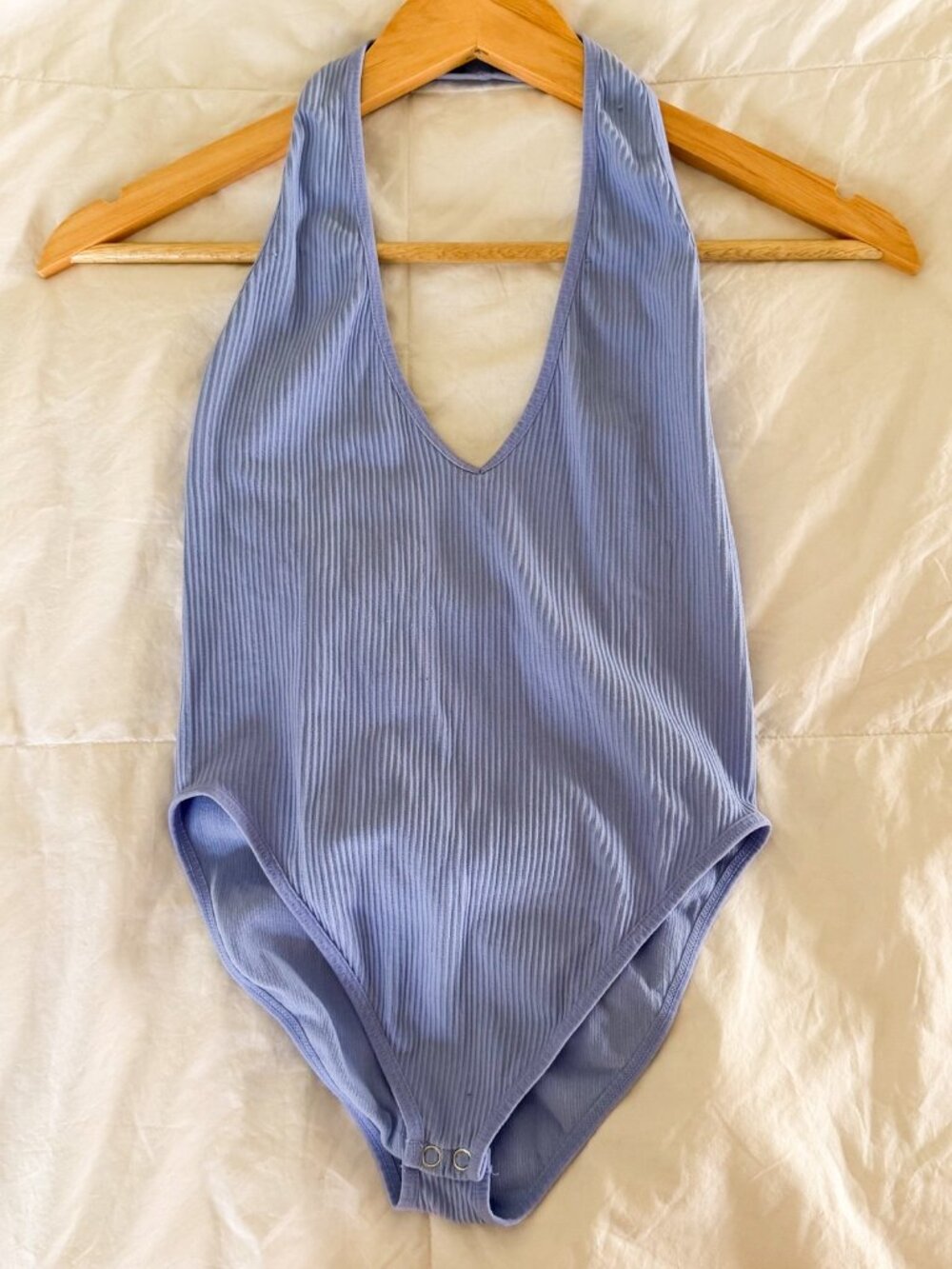 Lavender Periwinkle Ribbed Halter Bodysuit Snap Crotch V Neck Sleeveless S